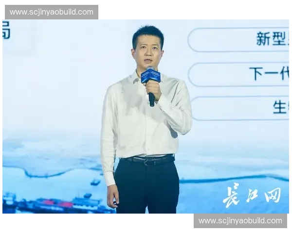 大连龙卷风足球俱乐部奋力崛起描绘城市足球新篇章